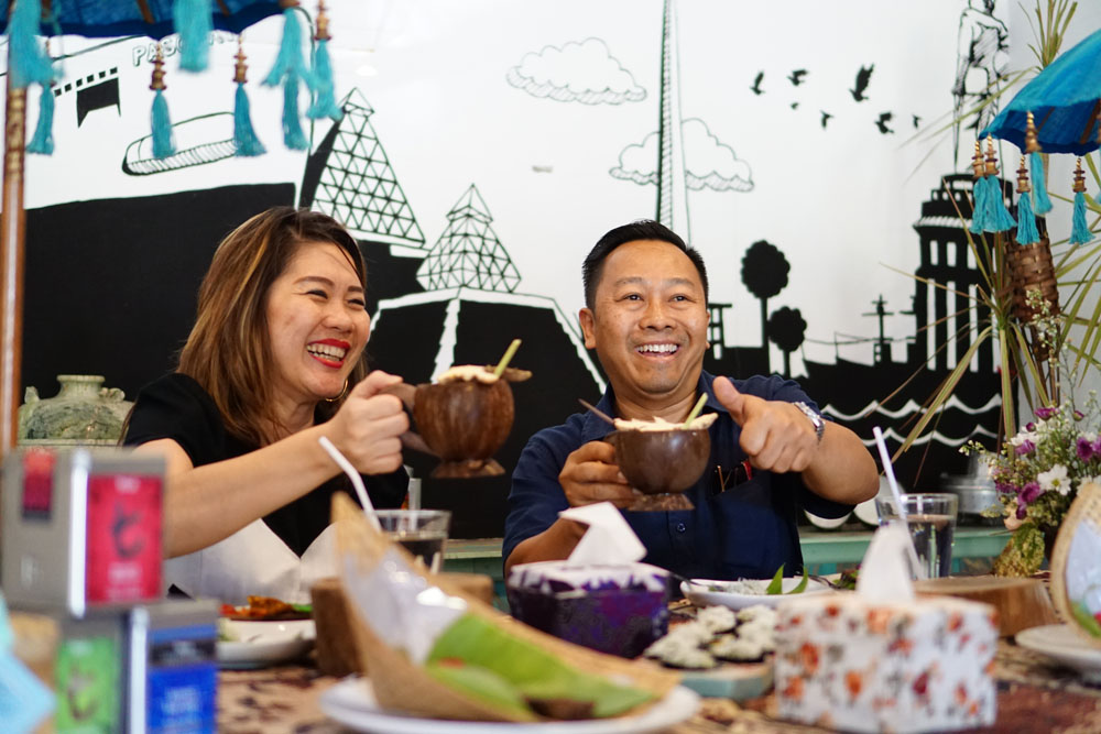 Juri Dilmah Real High Tea Challenge Cafe & Restaurant Surabaya